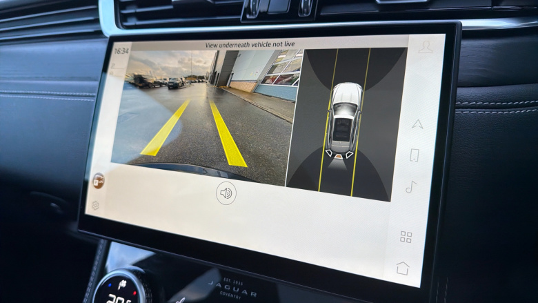 Jaguar F-Pace 2.0 D200 R-Dynamic HSE Black 5dr Auto AWD Diesel Estate